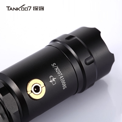 TANK007探客超亮手電筒正品超亮LED遠(yuǎn)射直充自駕游執(zhí)勤手電筒TC01