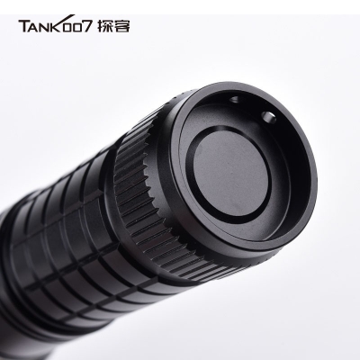 TANK007探客可充電執(zhí)勤，執(zhí)法，巡邏遠(yuǎn)射防水戶(hù)外超亮LED電筒UC20